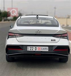 هیوندای ئەلەنترا